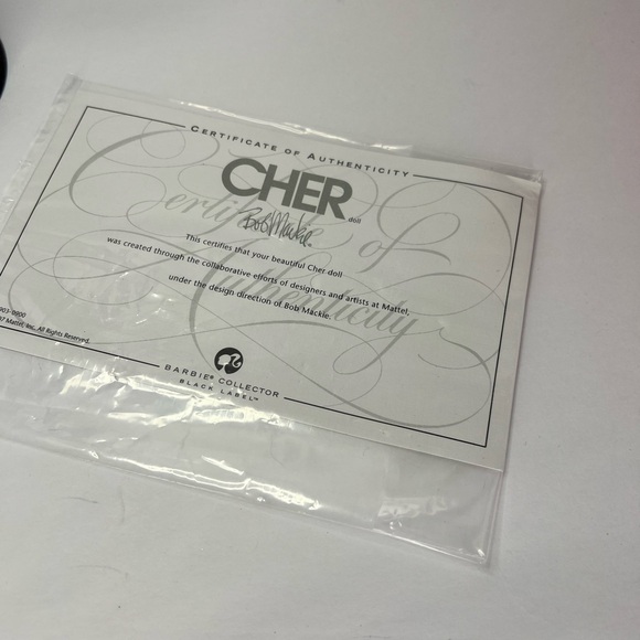 ❌SOLD❌Barbie Collector Black Label Cher Bob Mackie Doll K7903 OOB Damaged Box - Picture 6 of 15